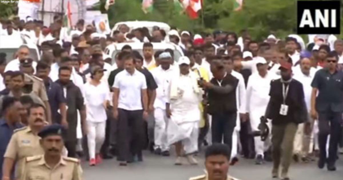 Karnataka: Rahul Gandhi resumes Bharat Jodo Yatra from Tondavadi Gate on its 24th day
